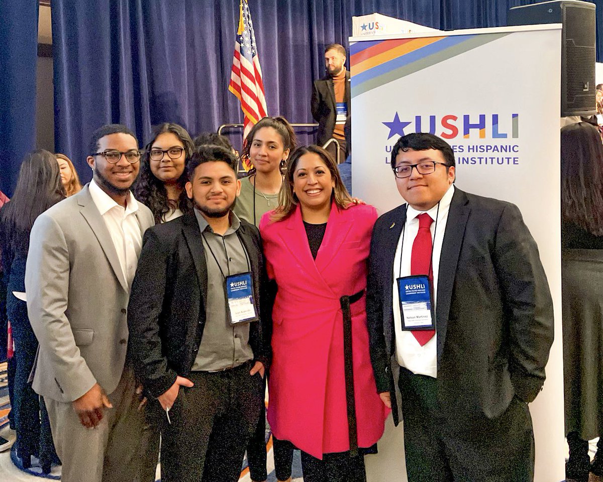 ¡Mujeres De Acción! tweet media