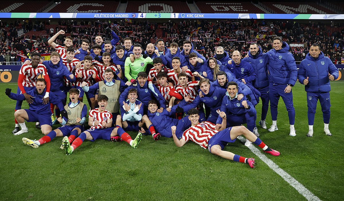 AtletiAcademia's tweet photo. ¡ESTAMOS EN 𝗖𝗨𝗔𝗥𝗧𝗢𝗦 DE LA YOUTH LEAGUE! ❤️🤍 https://t.co/ci6xsPgkDL