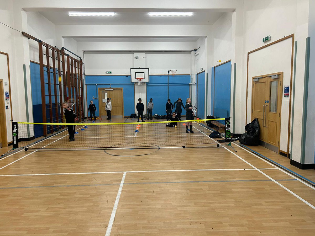 CraigieCSH's tweet photo. New tennis activity has started.  Many thanks to @tennisscotland and @Dusc1984 for allowing us to progress our #Tennisserves program. https://t.co/HgCtkZPo04