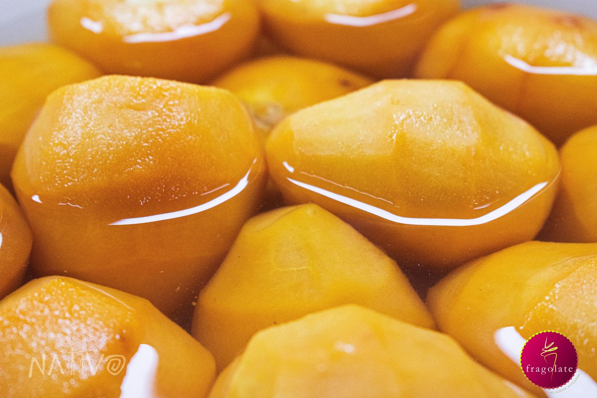 ¿Cómo es el tomate de árbol? Al igual que el #lulo es familia de las #solanaceas y su sorbete es delicioso.