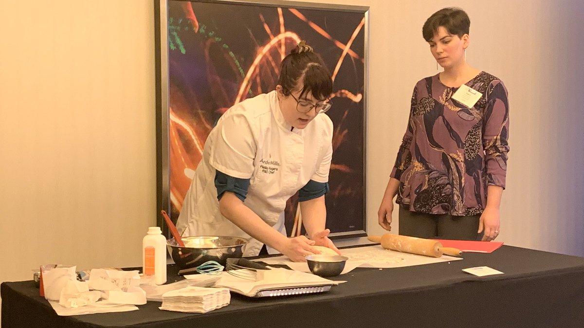 Great discussion about flour food safety communication at today’s @fightbac #CFSEC2023 workshop. Thank you to @ArdentMills for sharing your expertise & demonstrating how to incorporate #foodsafety into a baking lesson plan.