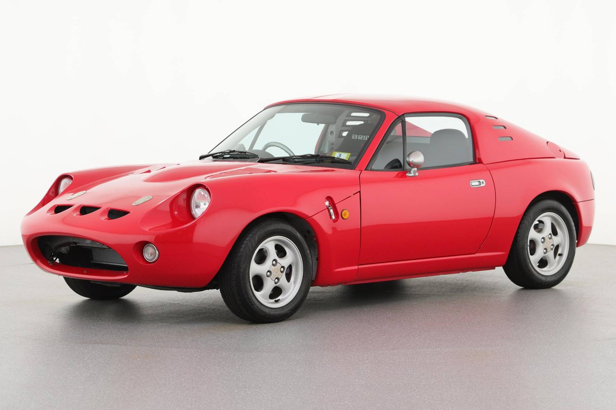 DougDeMuro's tweet image. Crazy one on @CarsAndBids: Japanese-market NA Mazda Miata with a Monocraft body kit inspired by the Ferrari 250 GTO!! 😂 I love this little thing. Check it out: carsandbids.com/auctions/rkgGR…