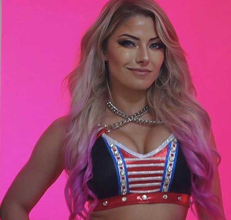 “I’m Not On A Hiatus,” Top WWE Raw Superstar Clarifies Her Status 2