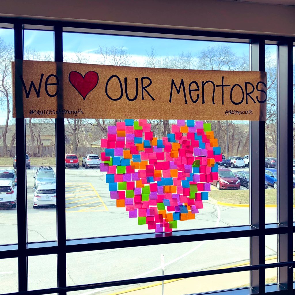 Our <a href="/OlatheEastHawks/">Olathe East High School</a> showing love to their mentors! Positive adults save lives, y’all 💜 #MentorMural #SourcesofStrength #MentalHealthMatters #BetheVoiceOE
