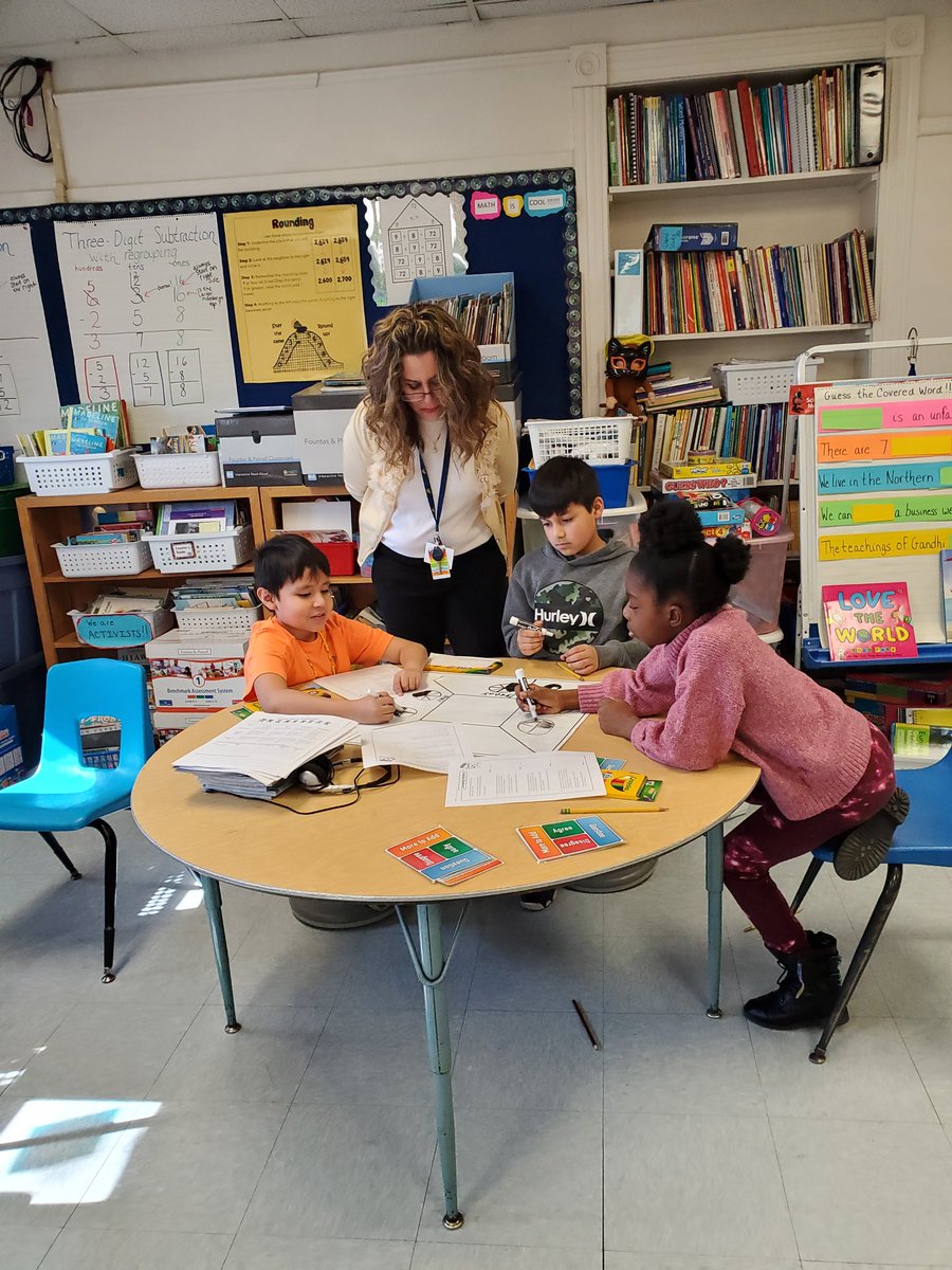GenzMelissa's tweet photo. Academic Teaming. Peer Coaching. Look &amp; Learns. Garfield Teachers continue to move the work forward!  #sdu46 @thomps_michelle @JaimeBaileyEd @BarbiChisholm https://t.co/dVXVBBEBNG