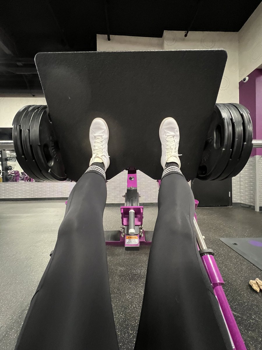 I’m not gone, I’ve just been busy.  Happy March 1.  #spring #exercise #womenwholift #lifting #gym #workout