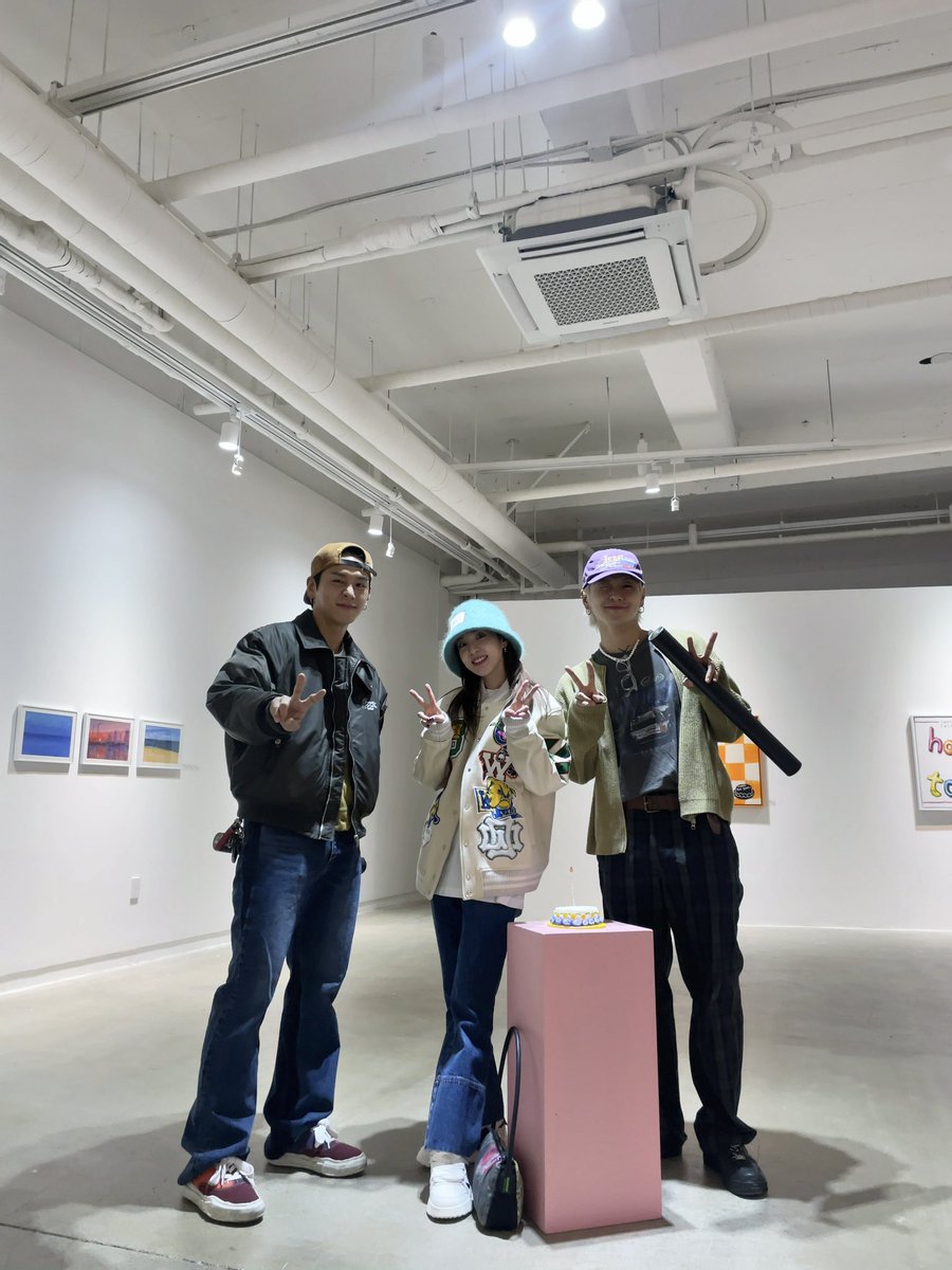 krungy21 tweet picture