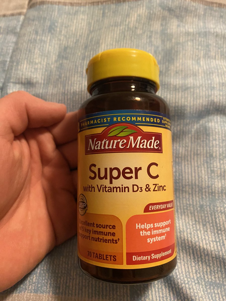 Breanutrition's tweet photo. Reading labels is very important, I've been taking this vitamin supplement for a few months and it wasn't until today that I found out that it has 15mg of Vitamin E. It also has vitamins A, C, D3, and Zinc. @beh353 #beh353 https://t.co/sYRSEdM2WF