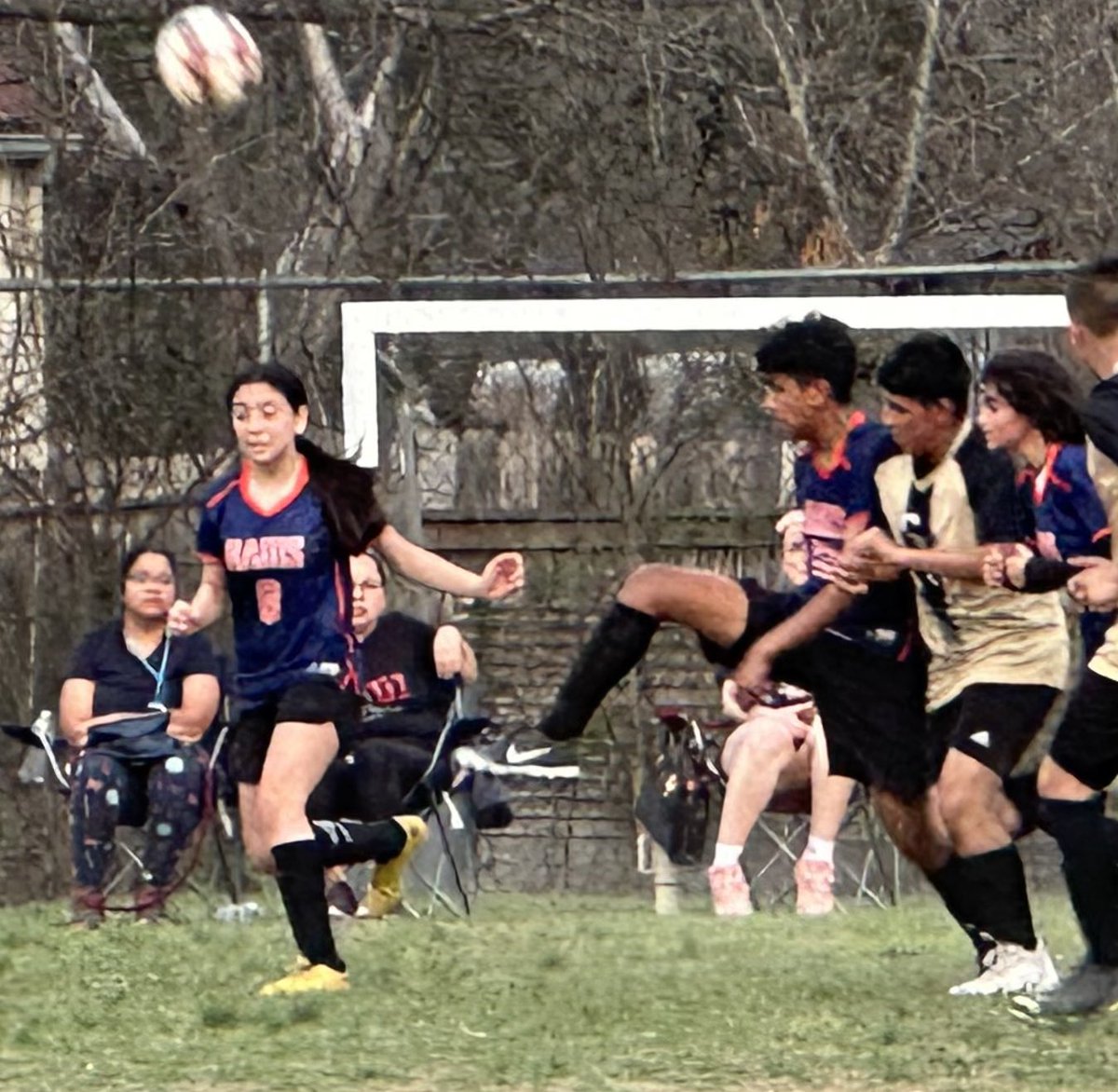 EllieEducator12's tweet photo. Proud of our middle school soccer  players giving it their all! #JubileeAcademies #Ramtastic #ProudPrincipal @ebeniflah2002 https://t.co/aQMh0geKW1