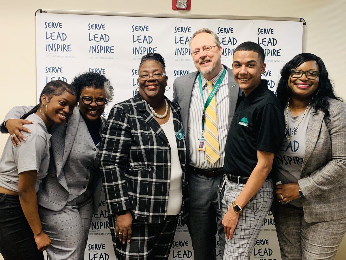 isaiahjobewinn's tweet photo. How it started ➡️ How it’s going! #PSW23

As a #ProudProduct of @SCCPSS public schools, I have seen first-hand all the amazing things that make up the #PublicSchoolAdvantage ❤️🏫📚

Join me in celebrating Public Schools Week 2023! @AnnLPGA @gsbacomm @georgiadeptofed https://t.co/mMBRjM6ceu