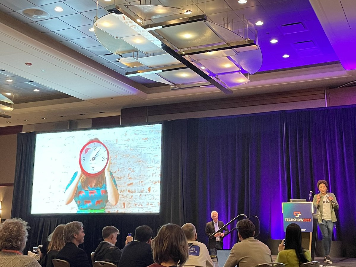 wodetzki's tweet photo. Fidu helps you do alternative fee arrangements like subscriptions #ABATECHSHOW #legaltech #startup alley https://t.co/YfRtyRe8G5