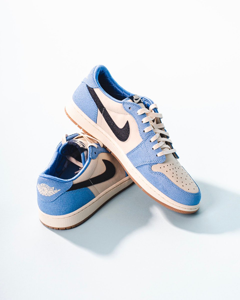 TheSiteSupply's tweet photo. First look at The UNC Jordan I PE 🧊 https://t.co/dnORmVw0eS
