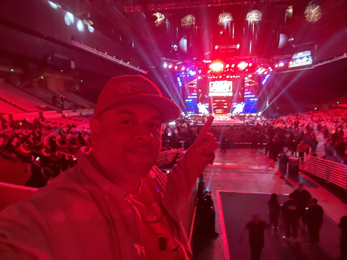 AEW 🧨 
Elevated row 1! No chance for signs to block my view!!! 
LESSSGOOOOOO 
@aew #aew #cowpalace