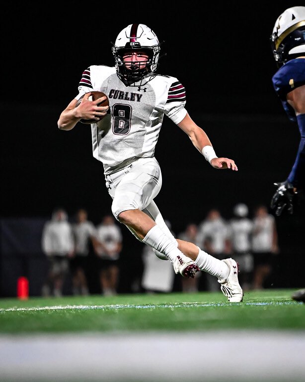 5’10 | 180lb | Athlete | 3.9 GPA | Hudl hudl.com/v/2JybcR