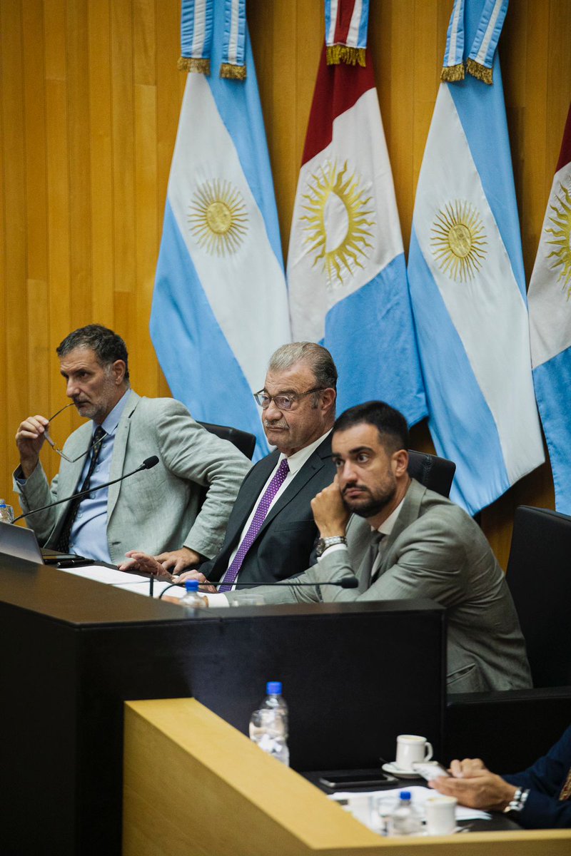 RickyZorrilla's tweet photo. ✍️ Durante la 4º sesión ordinaria del 145º periodo legislativo, se aprobó la modificación del radio municipal de Tanti, el límite departamental entre Punilla y Cruz del Eje y el ejido municipal de la localidad de Las Varas, en el departamento San Justo. (...) https://t.co/n8hLVEgRTH