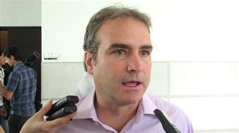 CescDomb's tweet photo. El Superintendente Pablo Felipe Robledo (@Pfrobledo) pretende quebrar a Viva Air dándoselas de justiciero, cuando en realidad es un criminal de cuello blanco desde sus tiempos en el DAS de Samper como pupilo de Ramiro Bejarano. Abro hilo al respecto. (👇🧵) https://t.co/CBuOScN8hF