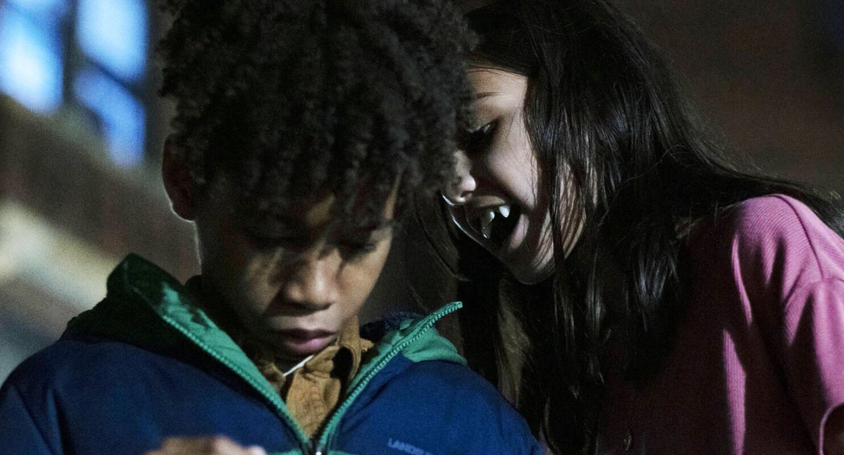 La genial peli sueca "Deixa'm entrar" feta sèrie: #lettherightonein 🧛#vampires