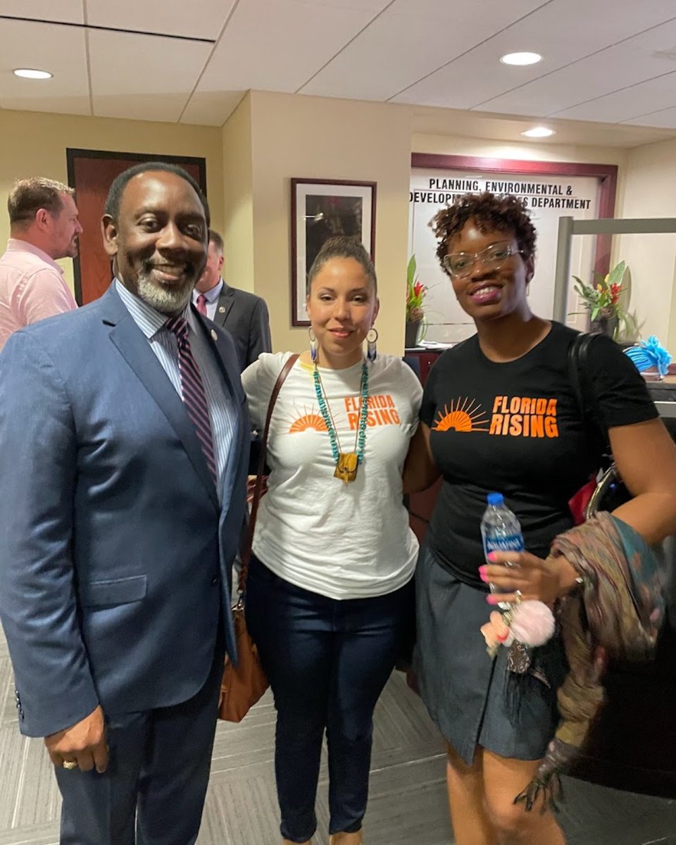 FLRising's tweet photo. A direct result of our #JusticeOnEveryBlock campaign in #OrangeCounty, the Office of Tenant Services was created in January alongside the Tenant Bill of Rights by Orange County Commissioners. Today, our members were present at its opening!

#HousingIsAHumanRight #TenantRightsNow https://t.co/eJ7YTMhy2J