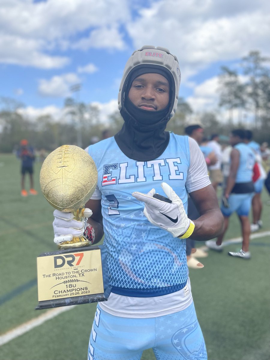 THE PLATFORM tweet media