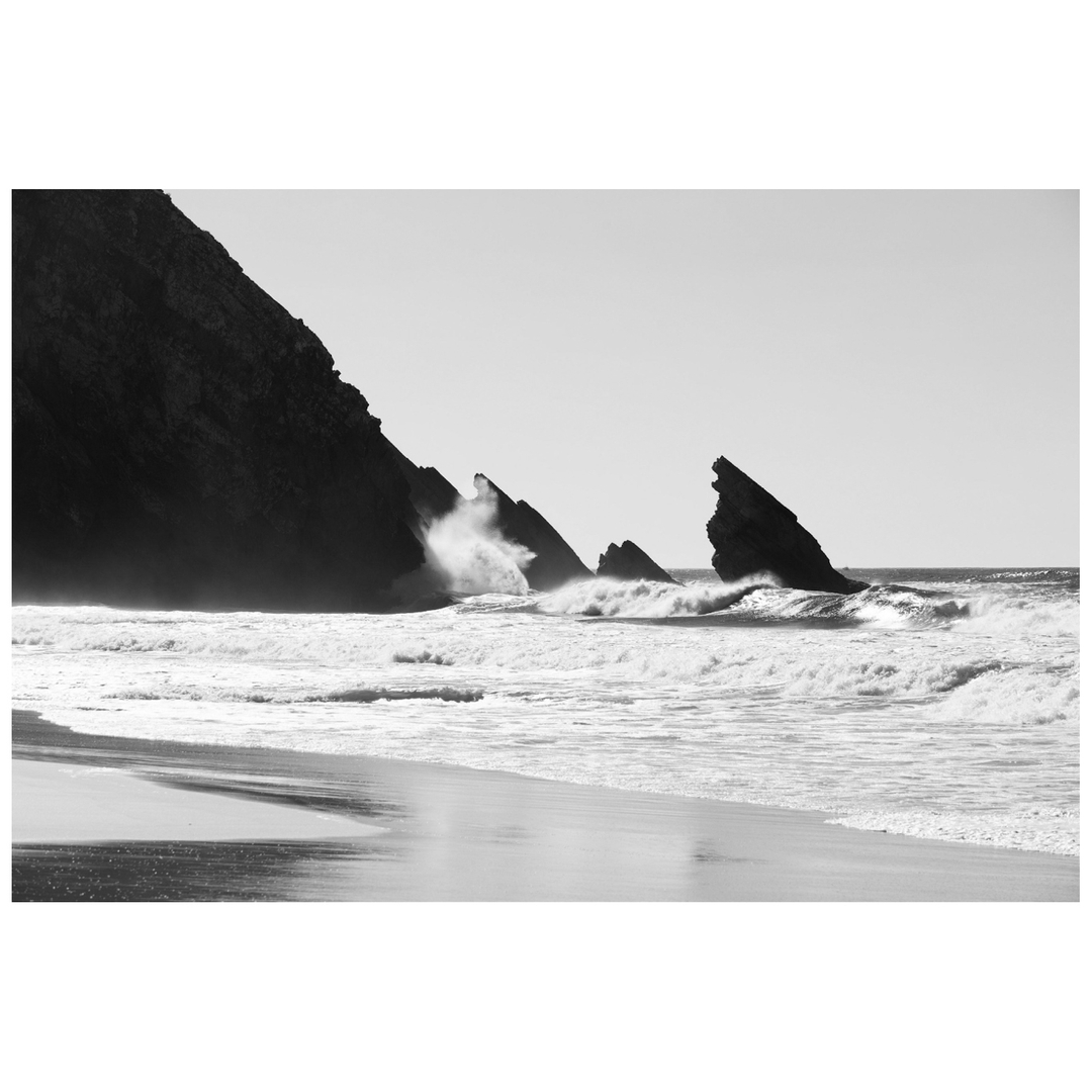 nedari06's tweet photo. Sintra 

 #seascape #seascapephotography #Lisboa #Sintra #seaside #seascapes #lovesea #seaview #water_captures #seascapepainting #water_shots #sealovers #sea #water_brilliance #waves #seascape_lovers #ignaturale #wave #bluesea #ic_water #irox_wate https://t.co/DrP6A4esOf
