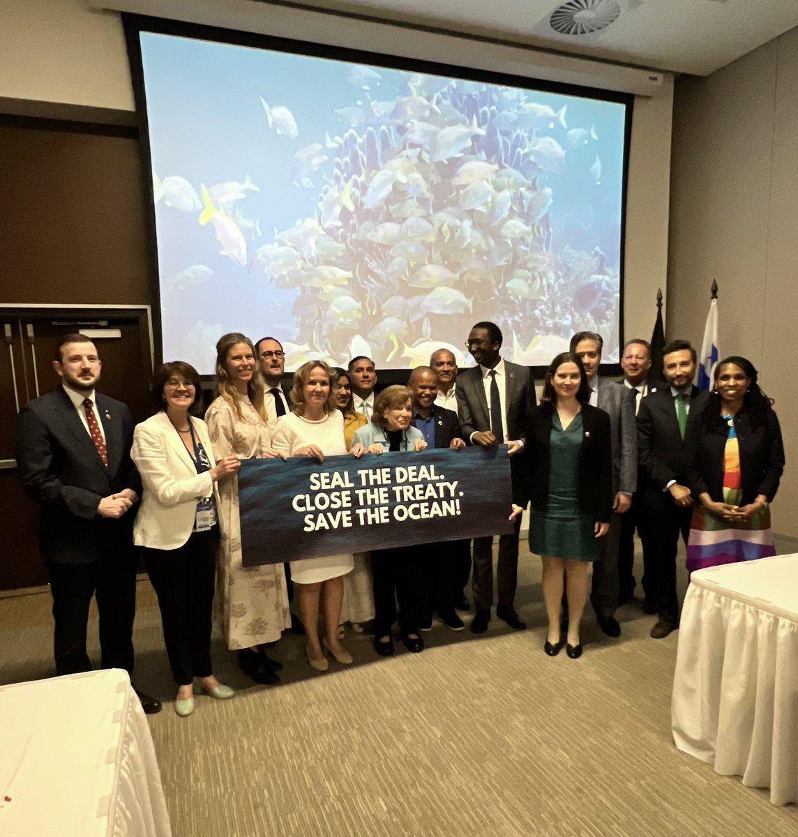 Sea_Legacy's tweet photo. Exciting news! On the eve of @OurOceanPanama, during a high-level meeting hosted by blue leaders Panama 🇵🇦 and Belgium 🇧🇪, $80 million USD has been pledged to help safeguard ocean life as leaders call for a new high seas treaty to be finalized this week. https://t.co/FWrKYERXFi