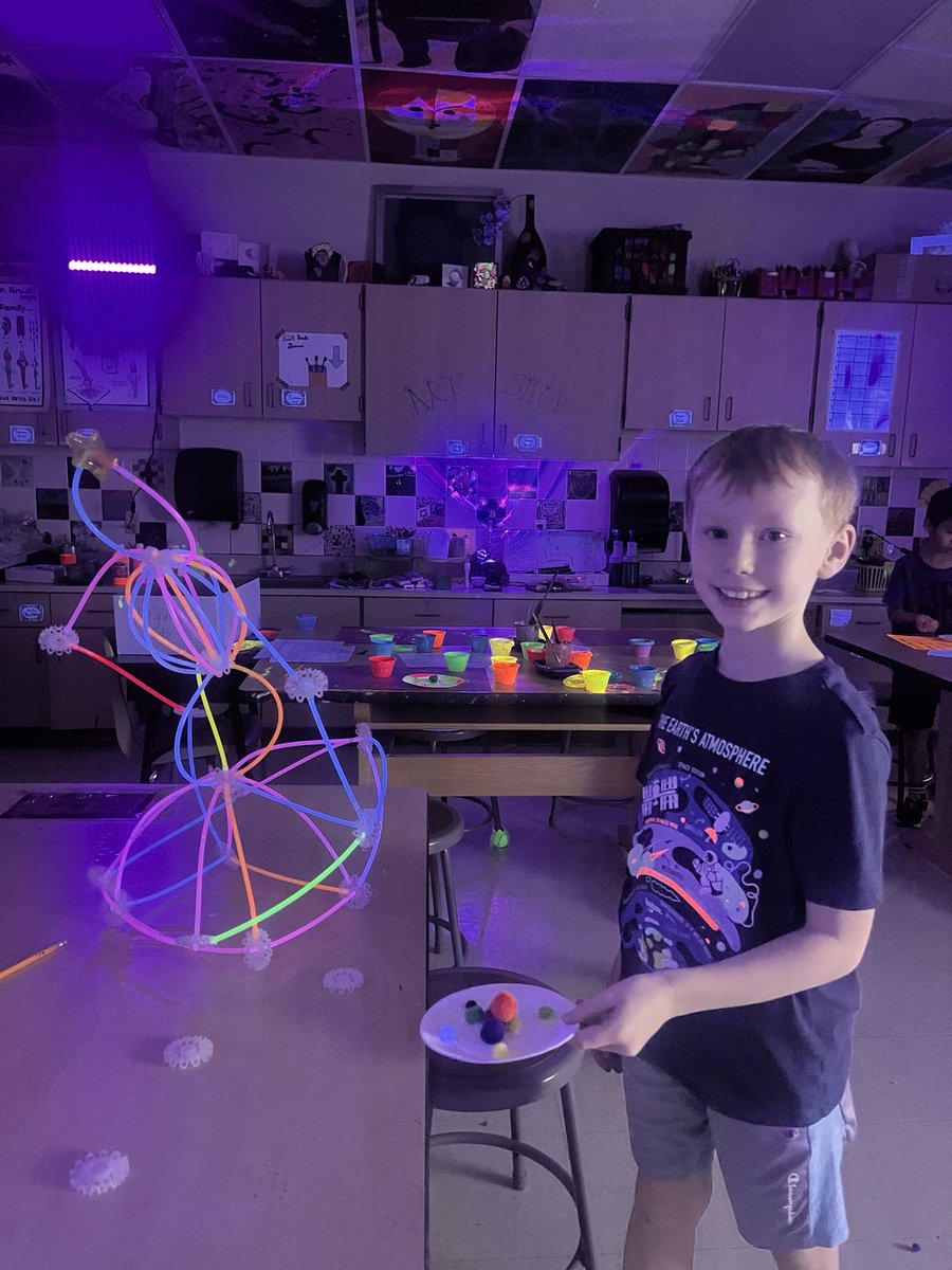 Nebbie_Artist's tweet photo. At Nebbie we are celebrating BIG ART DAY!  These kids have worked hard to raise money to purchase Black Lights for our school! Each grade has completed a project they worked on in the dark! #bigartday2023 #nebbienation #itallstartshererisd #rockwallfinearts #rockwallisd https://t.co/XrQ7JpP8Lc
