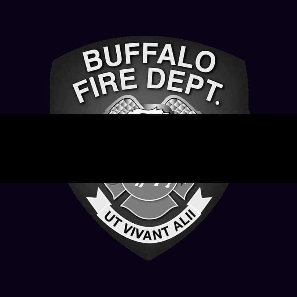Our thoughts are with the family and brothers/sisters of the Buffalo Fire Department today with the loss of one of their Firefighters. #LODD