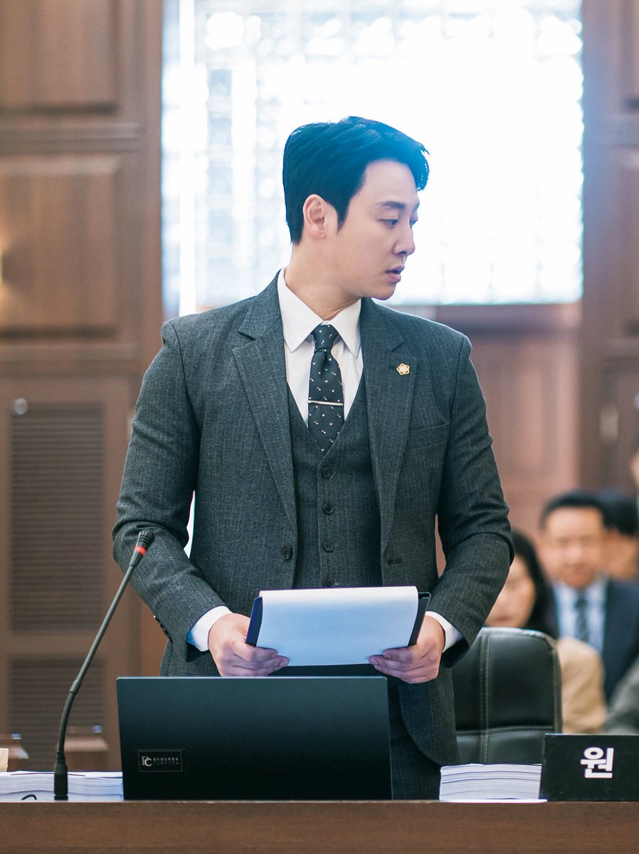 we'll meet Hae Joon and Moo Young in May 🎉🎉

#김동욱 💙
#어쩌다마주친그대 #이로운사기