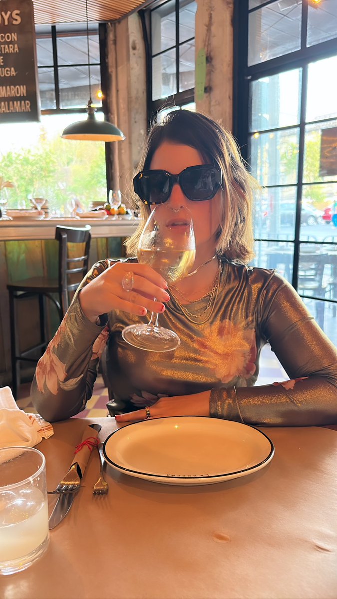 lasirena69 on Twitter: "🦪 http://sirencool.com 🍷"