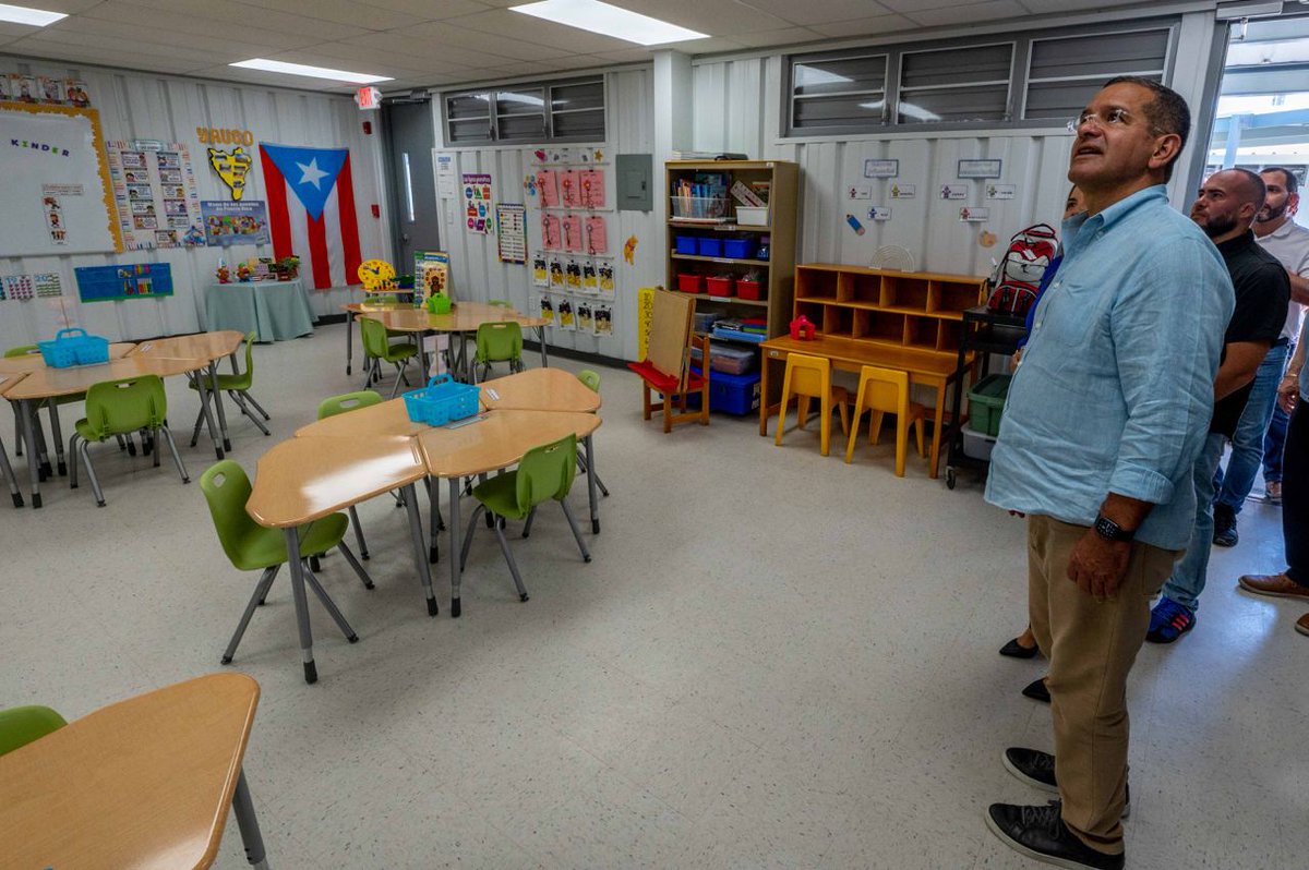 afigobiernopr's tweet image. Recorrimos hoy en Yauco junto al @GovPierluisi @Eramospares el proyecto que albergará a los estudiantes de la Escuela Benicia Vélez, que consta de 12 módulos con una inversión de $6.3 millones y la Escuela Superior Ocupacional y Técnica con una inversión de $11.4 millones.