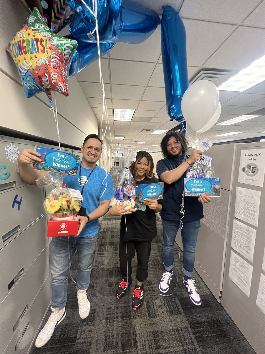 Hugo_RRivera's tweet photo. Very thankful and grateful to having a team that is driven and just as passionate as I am to be successful! Letβs Get It! #VSE #attsummit #LifeAtAtt #2TimeWinner #Back2Back @thedoscarver @SClasberry @sg939y @OSA_Teams @WeRtheNAC @Keith_Watts_VSM @Bri_GertmanATT @VirtualSalesExp https://t.co/6t23fNfpgz