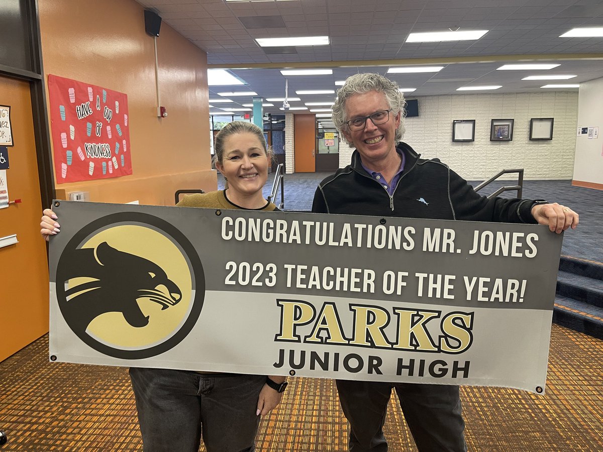 ParksJHS's tweet photo. Congratulations to Mr. Jones for being named Teacher of the Year 2022-2023! We are so glad to have you as a Panther! @FullertonSD #ParksBest2Years #TheParksWAY @MrsMundschau https://t.co/NqtOaAQKTP
