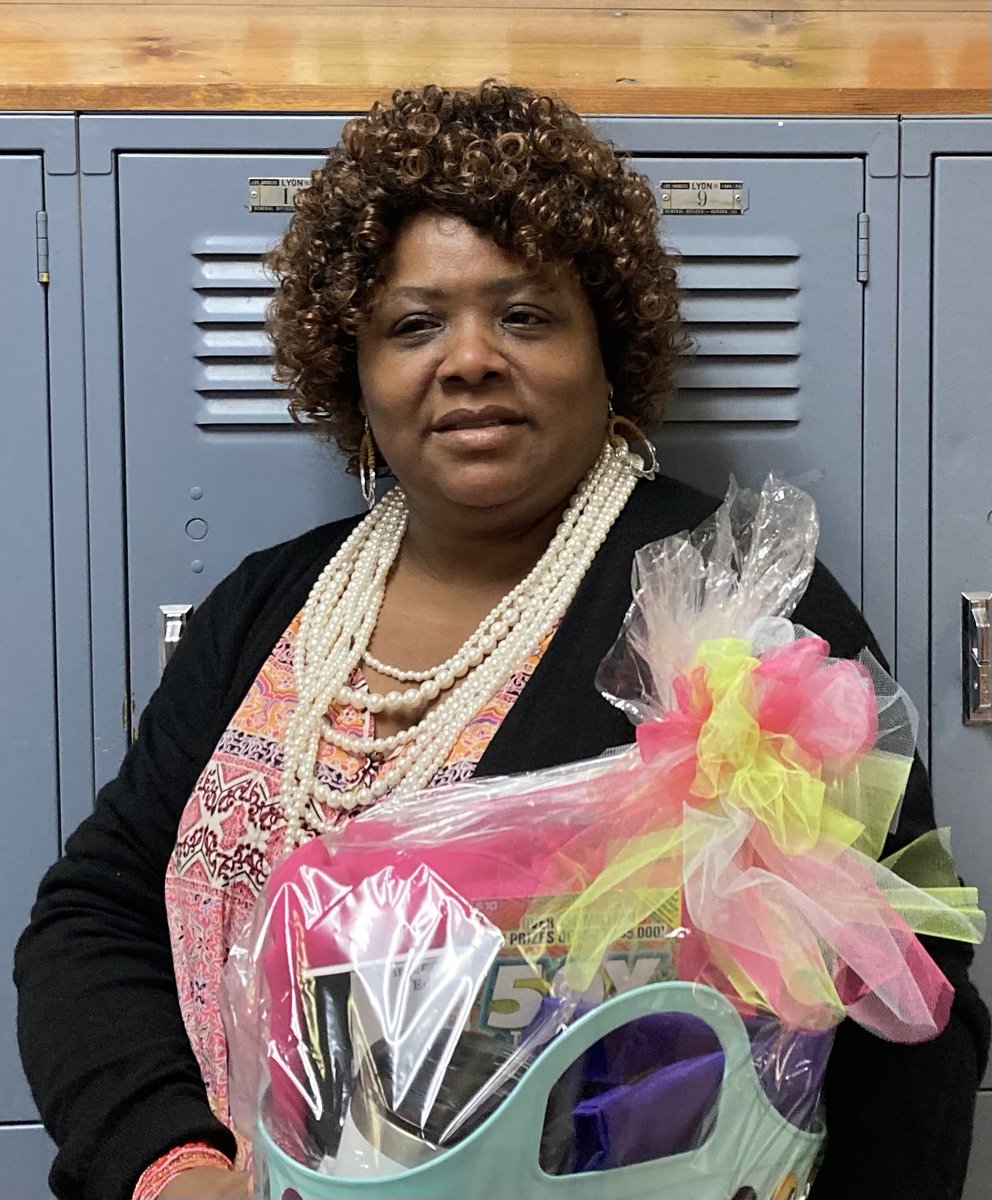 BCS CTE month students explore careers &amp; learned about Black History. Career Fair,”Be Pro Be Proud” career lab CTE teachers received gift baskets most engaged activities 1st Vanessa-Snowden 2nd Jennifer-Northeast 3rd Toni-Bath ⁦⁦⁦⁦<a href="/BeaufortCoSchNC/">Beaufort County Schools</a>⁩ <a href="/CTEforNC/">NC Career and Technical Education</a>⁩