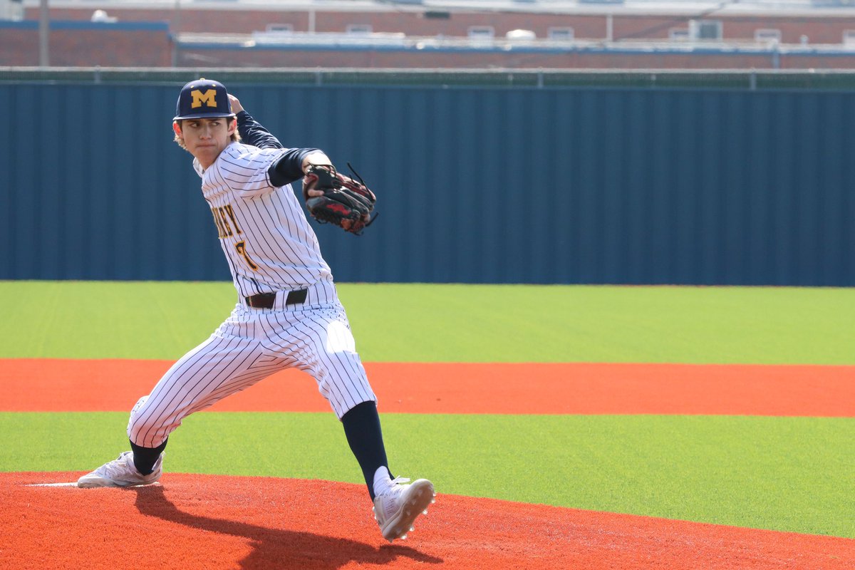 manestreamnews's tweet image. Photo of the Week: On the pitchers mound, senior Seven Jeffery throws a pitch. Photo by Jo Mejia.