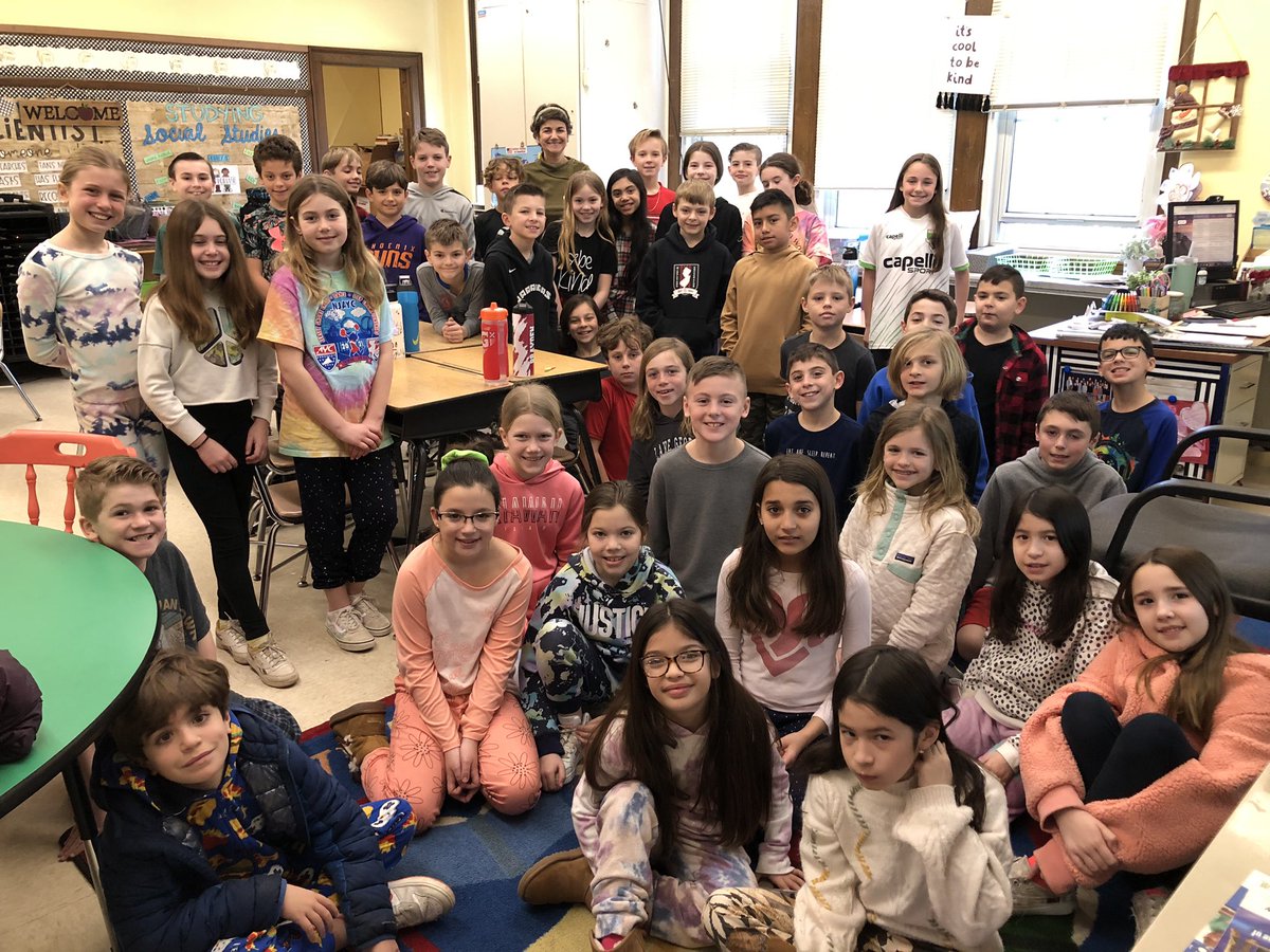 These 4th graders couldn’t have asked for a better mystery reader!  Mrs Betancourt, their third grade teacher, came back to River Plaza to see them. #rpfamily