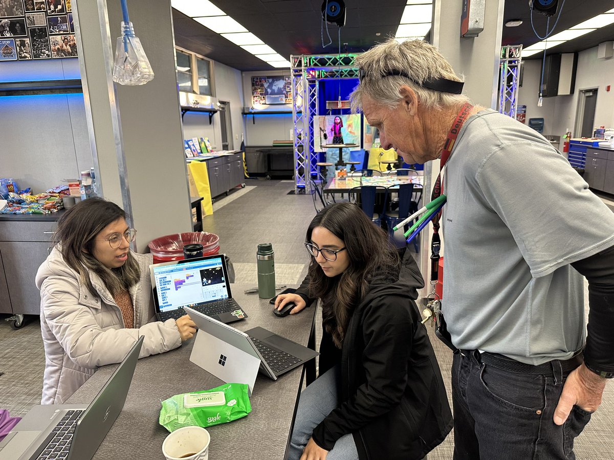 👩🏾💻 tweet media