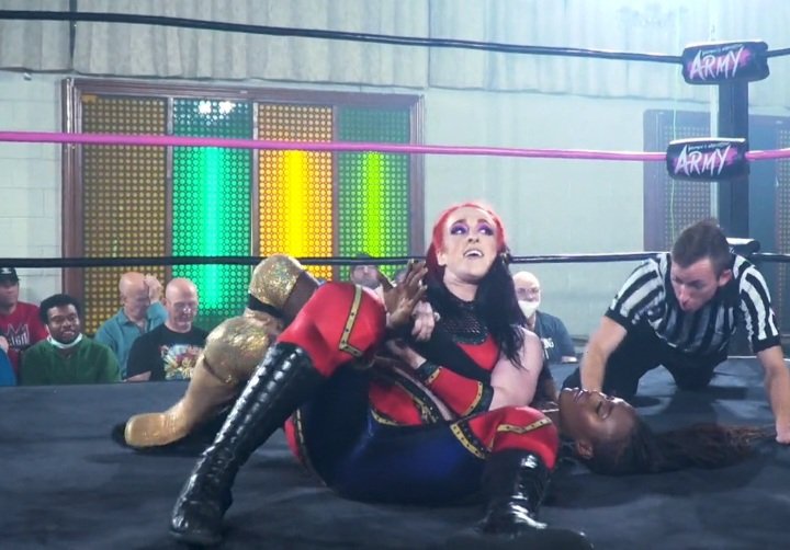 NVhowlingWolves's tweet image. On #WWA 

The Majesty of Muscle @KiLynnKing
v 👑 Aminata @amisylle

Both competitors give maximum effort in this match literally flying all over the ring with aerial moves as well as taking it to the mat going for the tap out!!

Sooo good!! Watch on @ProWTV
 📸 @wwrestlingarmy