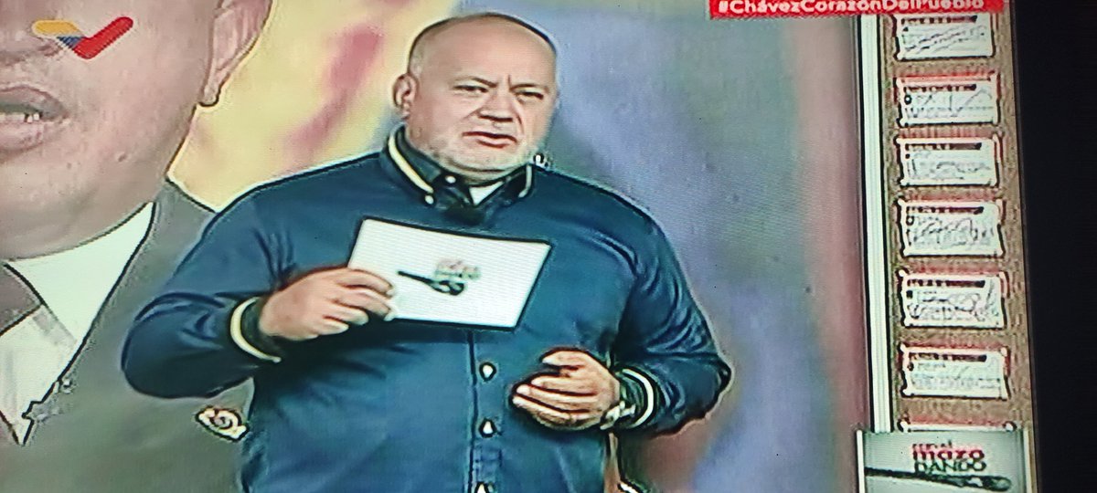 #ChavezCorazonDelPueblo Acá viendo mi programa favorito con mi querido Capitán camarada @dcabellor #ConElMazoDando #1Marzo Un abrazo desde #Carabobo !Te queremos!