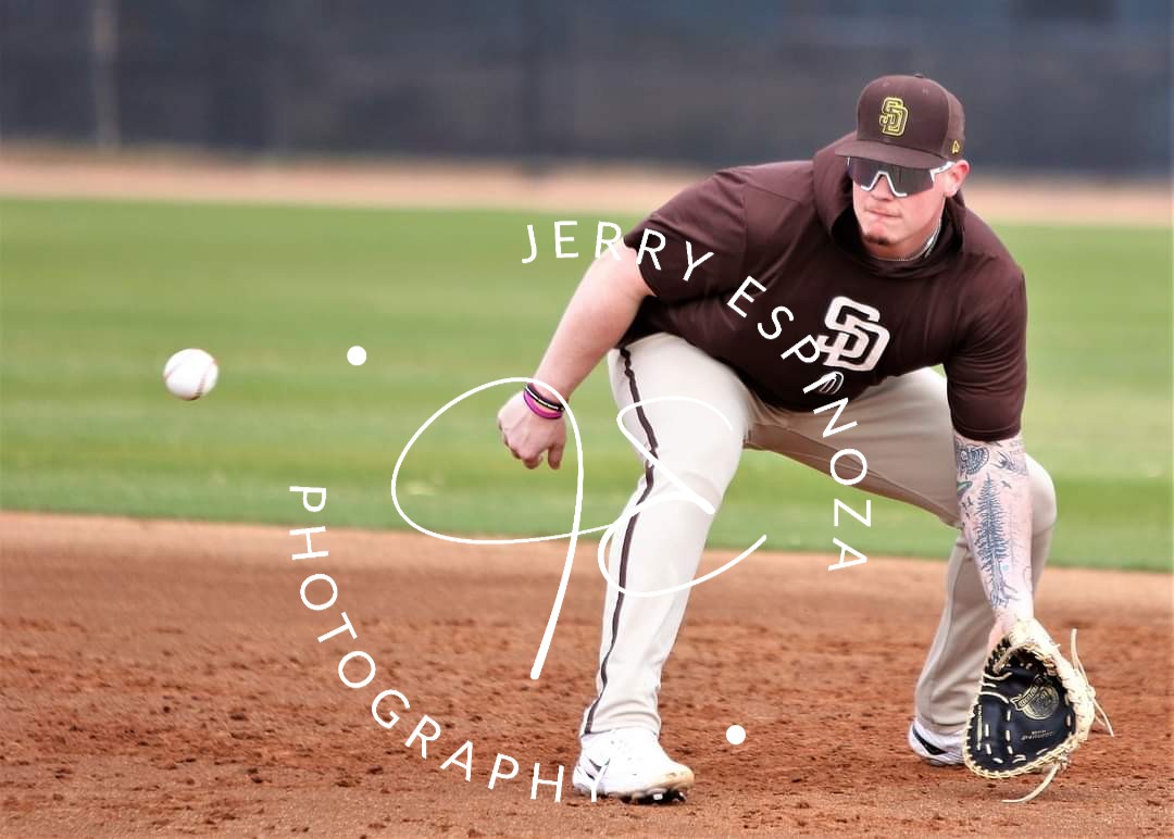 JEspinoza1634's tweet photo. Griffin Doersching looking slimmed down this spring. Arms havent gone anywhere, looks to have a head start on the 2023 season. https://t.co/zBg45c0npR