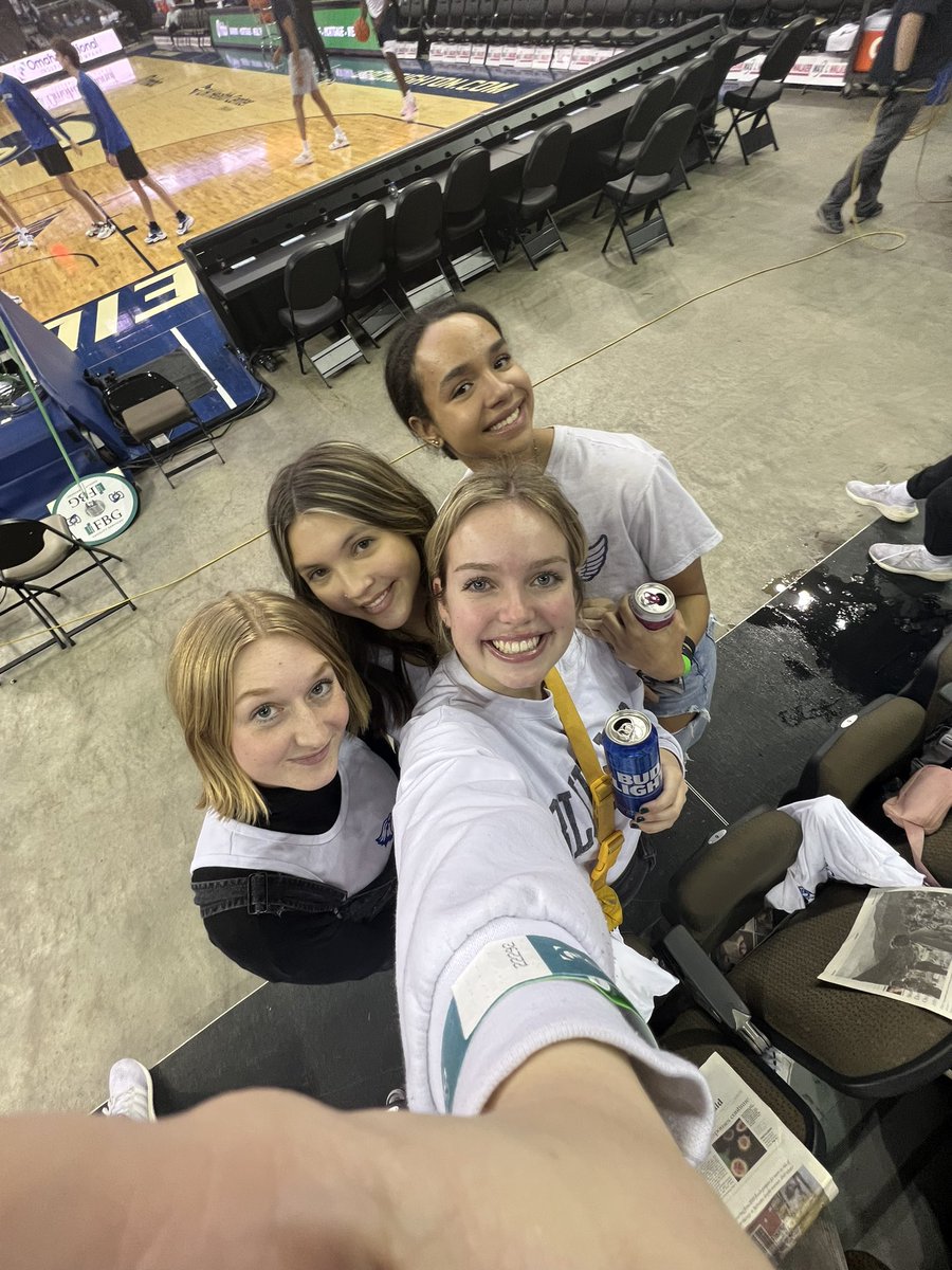 Last home game as students #GoJays #Seniors