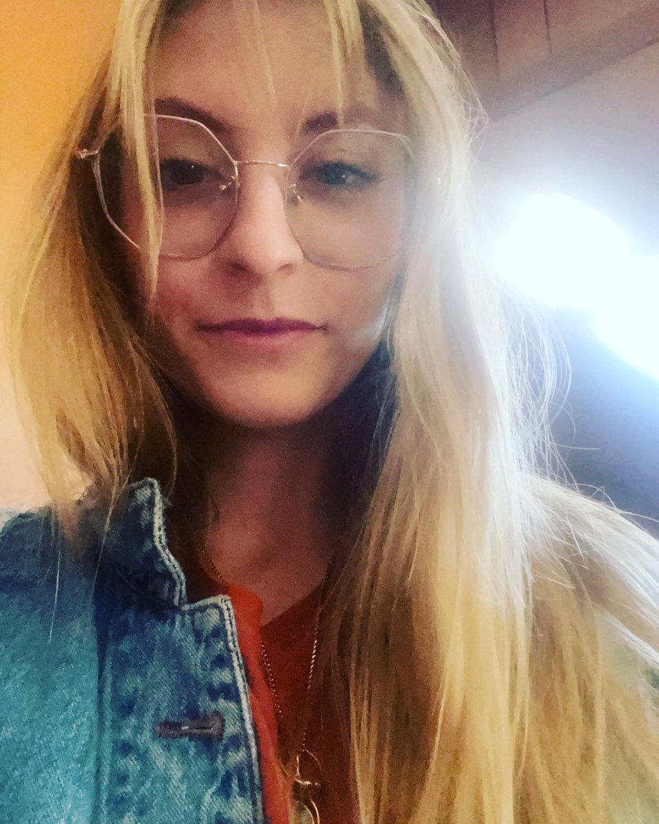 Hgettman13's tweet photo. Only 1 more day until we are down to the Top 10! I am so grateful for everyone’s support through this adventure and I hope to finish strong. Don’t forget to vote at https://t.co/bZZDQhdtoC. With all the love, Haley 🤘 https://t.co/J9lOpJRjVl