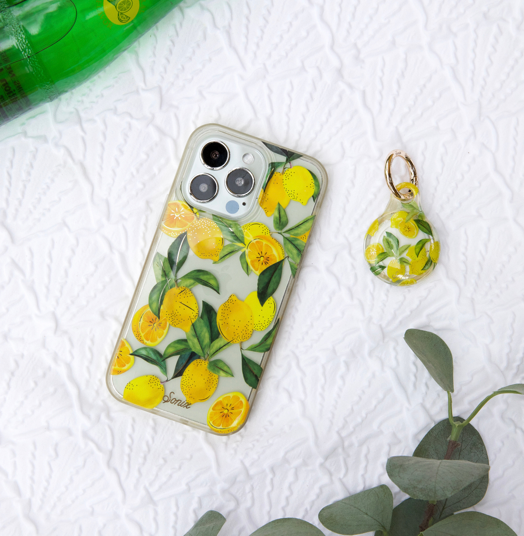 Channeling Spring in our Lemon Zest MagSafe case and matching journal 🍋☀️

#shopsonix #sonixirl #butterflyeffect #lemonzest #lemons #iphone14 #trendycases #lemon #iphonecases #trendyaccessories #phonecases #journals #picnicinspo #picnic