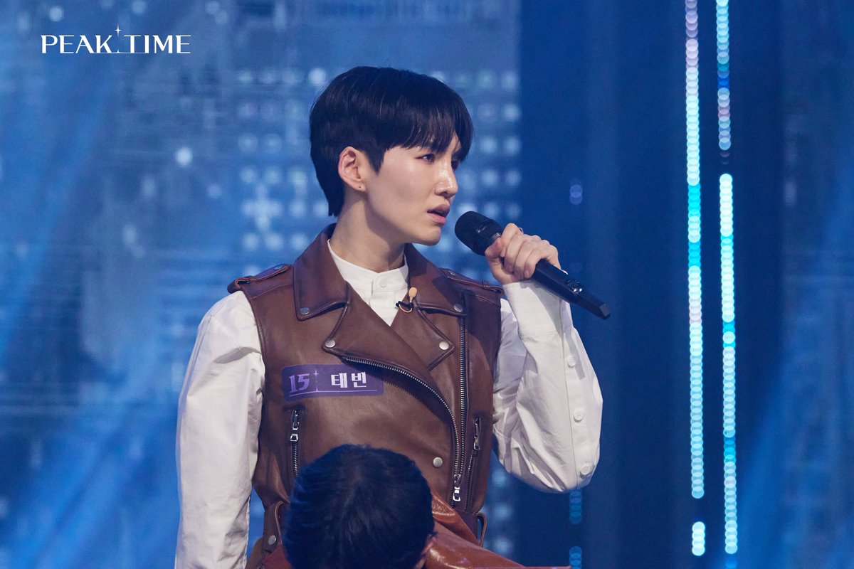 GOGOSING_SLL's tweet photo. <PEAK-CAM📸> #Behind

The scene of the competition was so fierce that everyone couldn’t take their eyes off even for a second!
For those who wonder how the scene went on, here’s the behind for you😆

#PEAKTIME #JTBC https://t.co/wI9QBCG4Rq
