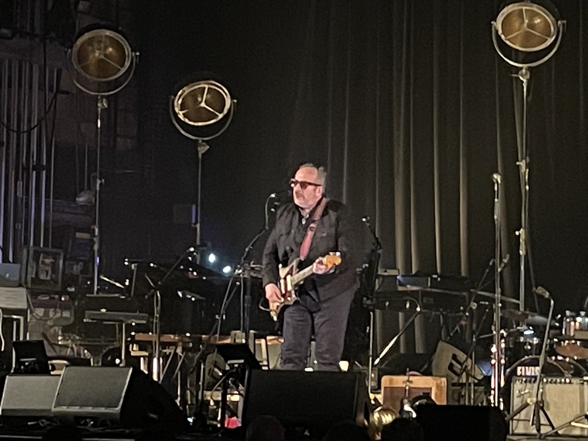 Elvis rocked last night.  Regina Spektor does it tonight. Park Alum and concert promoter extraordinaire Dan Smalls sells out two in a row at the beautiful State Theatre. ⁦<a href="/WICB/">WICB</a>⁩ ⁦<a href="/ICParkSchool/">Park School</a>⁩