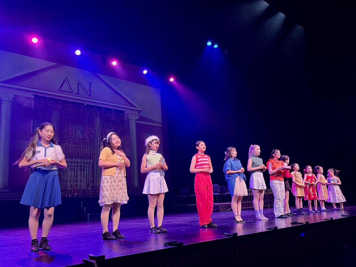 TPS_musical's tweet photo. ミュージカル『リガリーブロンド』無事終演いたしました🐩💕

ご来場いただいた皆様、誠にありがとうございました✨ https://t.co/kmK4TZLxSq