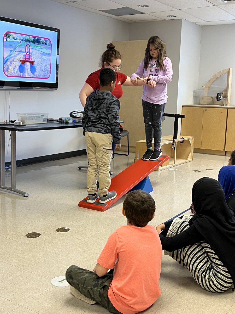 ms_epton's tweet photo. We had such a blast today at the Museum of Science! We were so fortunate to be able to take part in some hands on workshops! https://t.co/N17PFVP32N