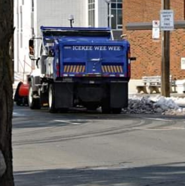 Corey_A_Proctor's tweet photo. One of the snow plows in Hamilton.

Iceski wee wee

Epic. https://t.co/6gYpHxzAQE