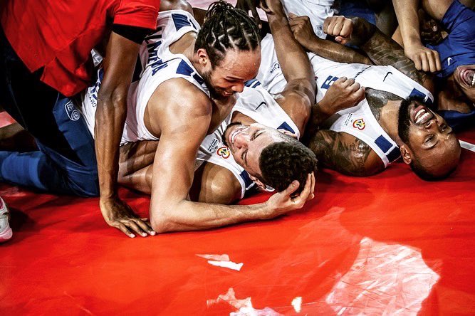 jfalmeida85's tweet photo. Nos percurso cheio di sacrifício e resiliensia , mas keli ki ta simboliza nos povu caboverdianu lutador

A Luta Continua …

10 Ilhas
1 Nação 
1 Sonho

Undi Tem Union Tem Vitoria 🦈🔵🔴

#winforcaboverde https://t.co/t5y1lHB5RH