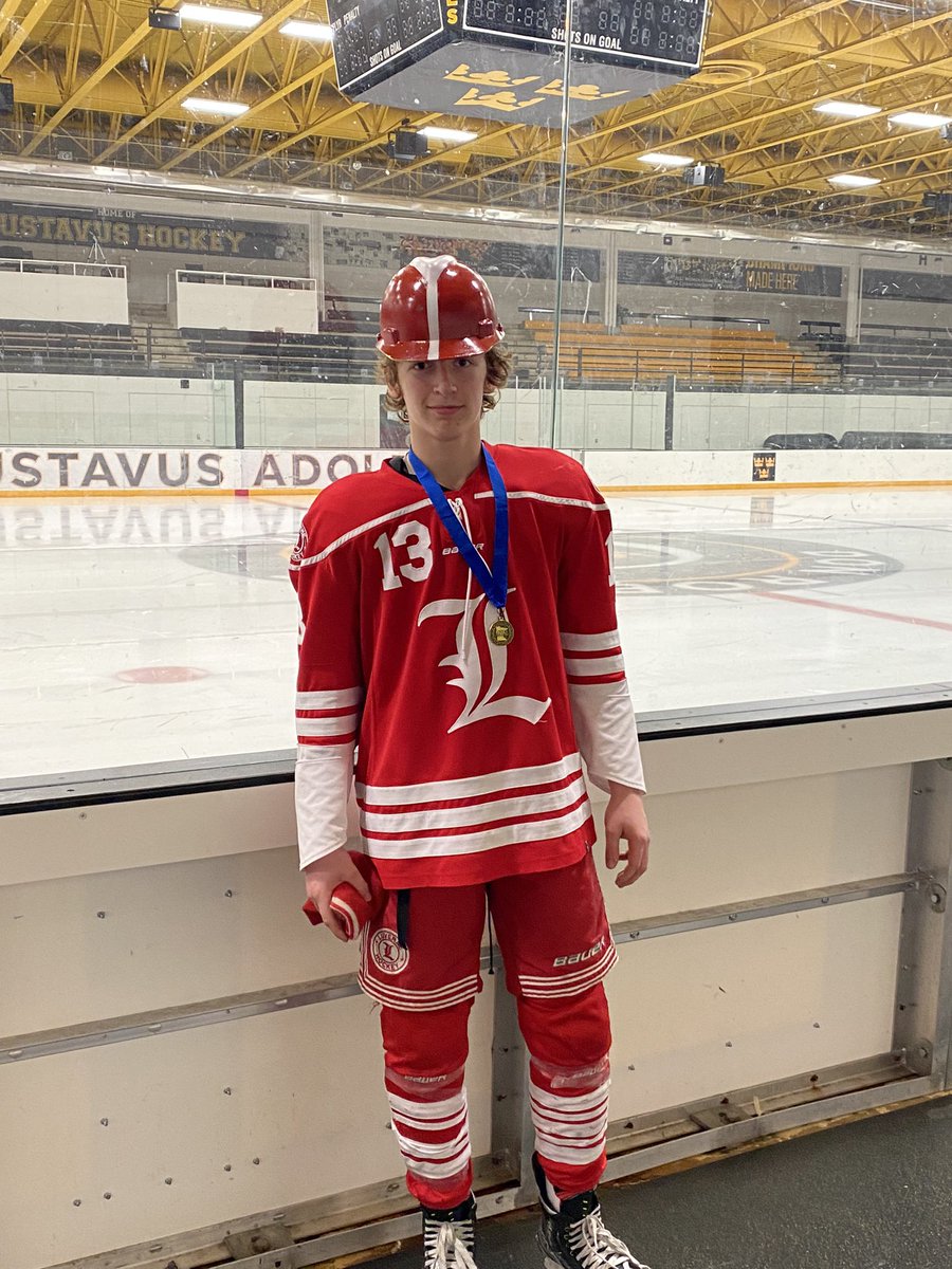 LHSPuckSquad's tweet photo. LUVERNE WINS 4-2 AND WE ARE HEADING TO THE❌ The cardinals snap New Ulms 50 plus straight big south wins streak to head to state. POG goes to sophomore d man Blaik Bork who had 2 goals in the section championship!

SOG 25-22 New Ulm 
@FollowThePuck @ClassAHockeyGuy @67Guggs https://t.co/BErjThAcOx