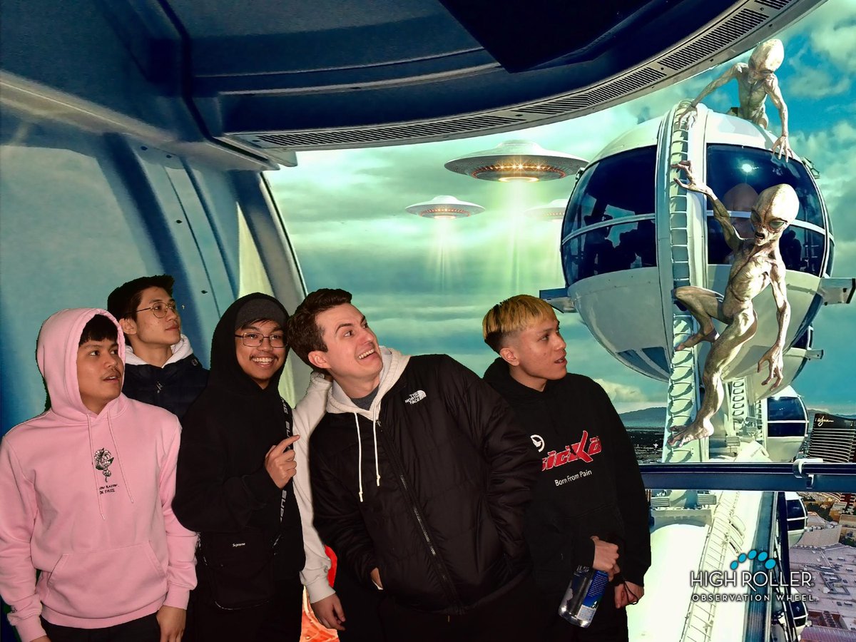 550ft above the Las Vegas Strip and <a href="/xFlippsy/">Flippsy</a> had to take a nap 😴